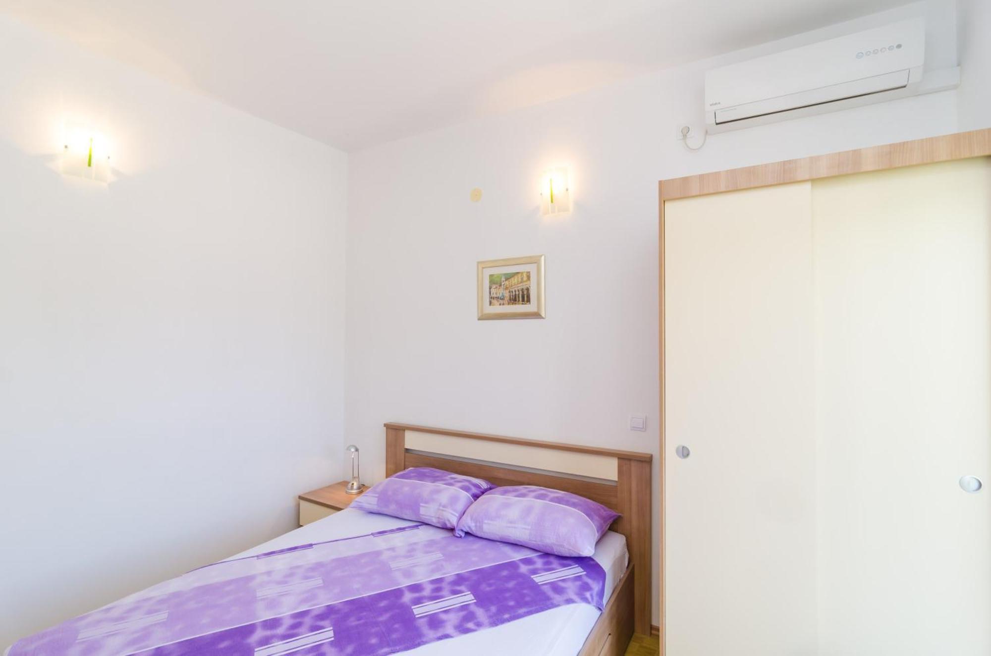 Rooms & Apartments Barisic ムリニ 部屋 写真