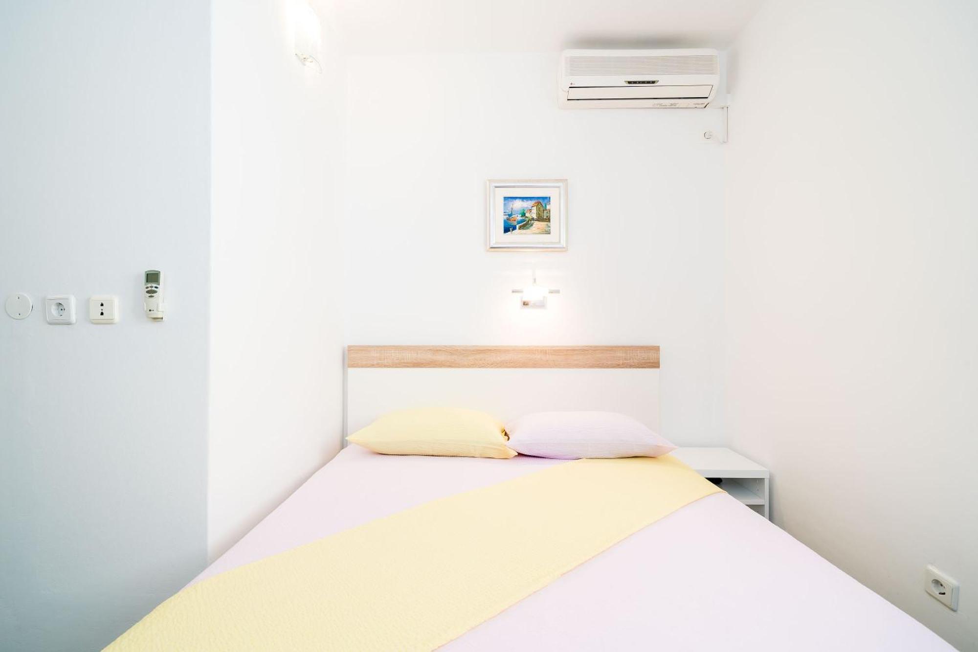 Rooms & Apartments Barisic ムリニ 部屋 写真