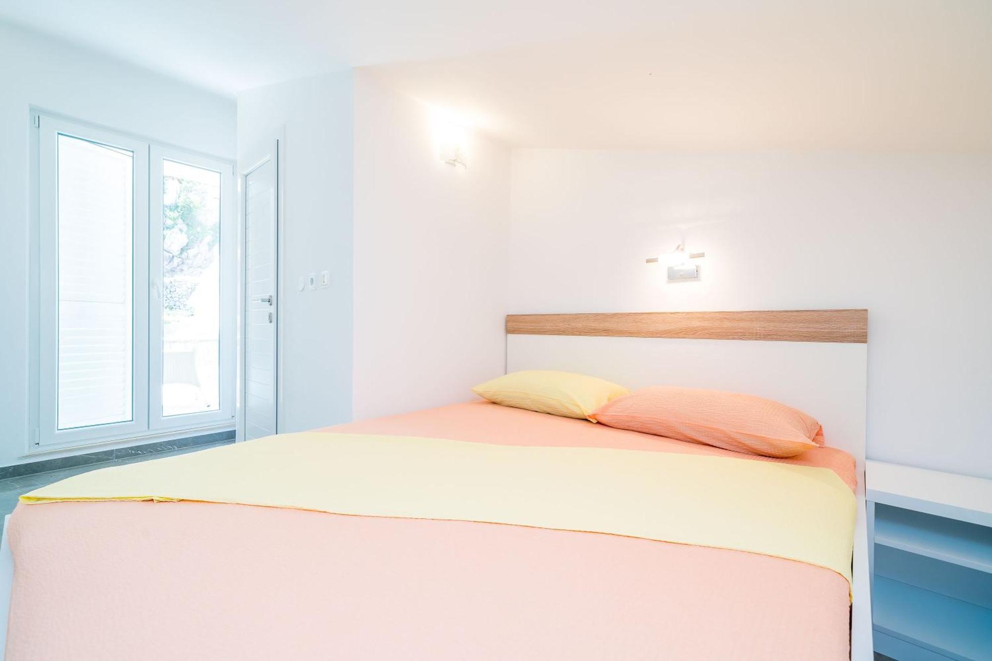 Rooms & Apartments Barisic ムリニ 部屋 写真