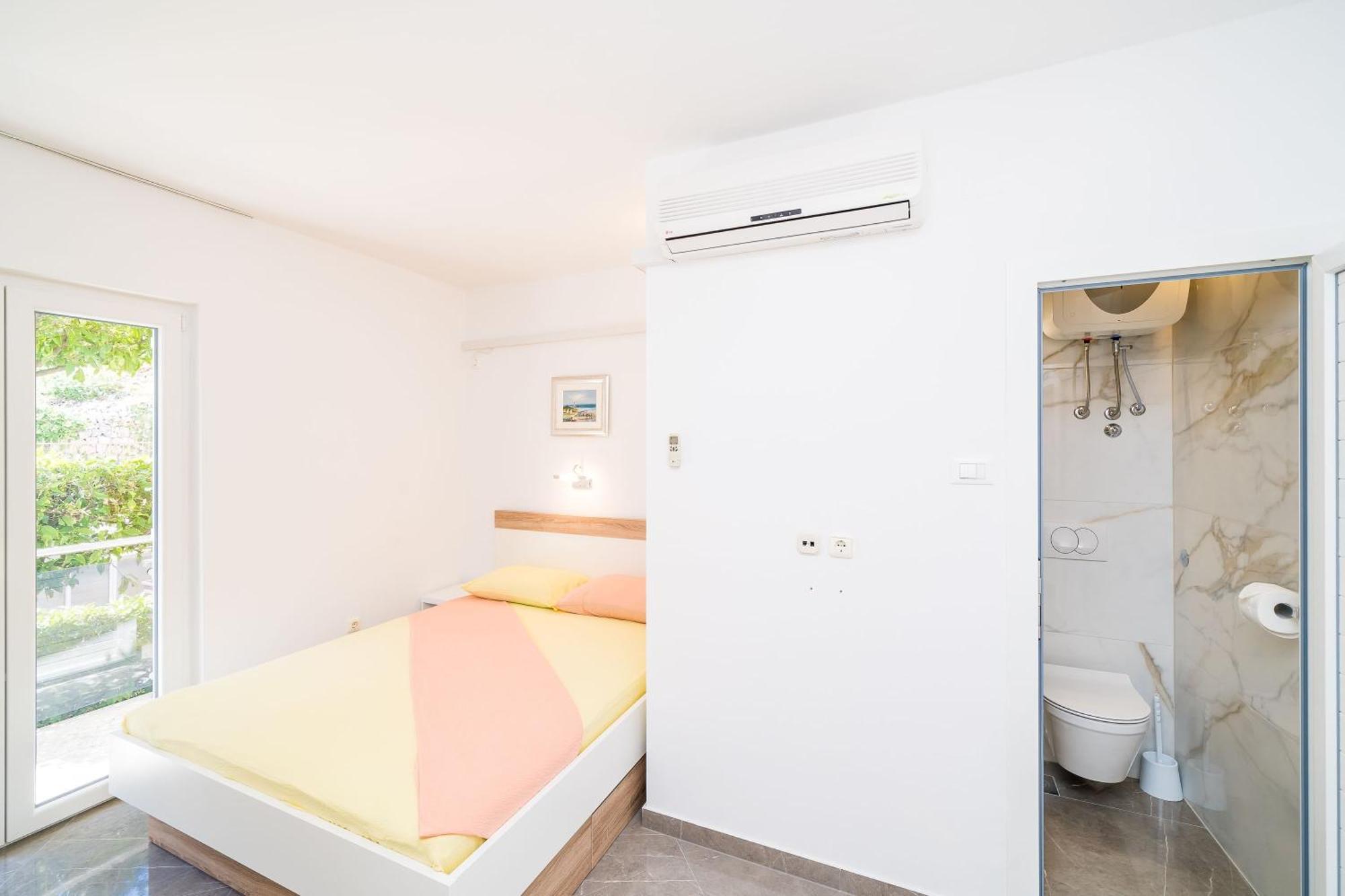 Rooms & Apartments Barisic ムリニ 部屋 写真